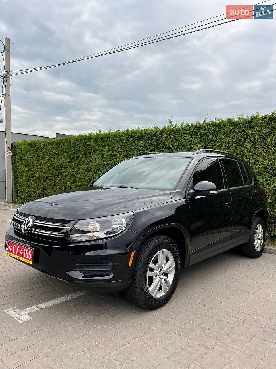 Volkswagen Tiguan 2017 VIN WVGBV7AX8HK013735 фото оголошення 3 з 30
