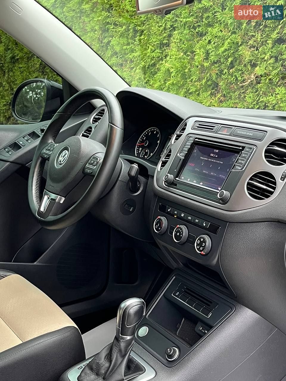 Volkswagen Tiguan 2017 VIN WVGBV7AX8HK013735 фото оголошення 19 з 30