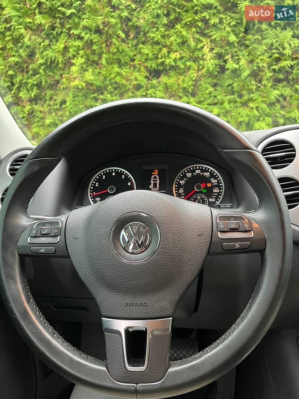 Volkswagen Tiguan 2017 VIN WVGBV7AX8HK013735 фото оголошення 26 з 30