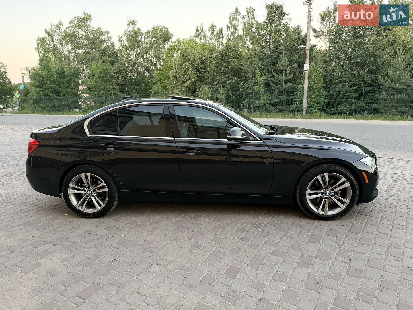 BMW 3 Series 2016 VIN WBA8F1C55HK439352 фото оголошення 9 з 22