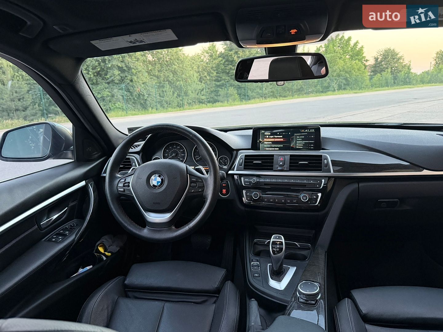 BMW 3 Series 2016 VIN WBA8F1C55HK439352 фото оголошення 12 з 22