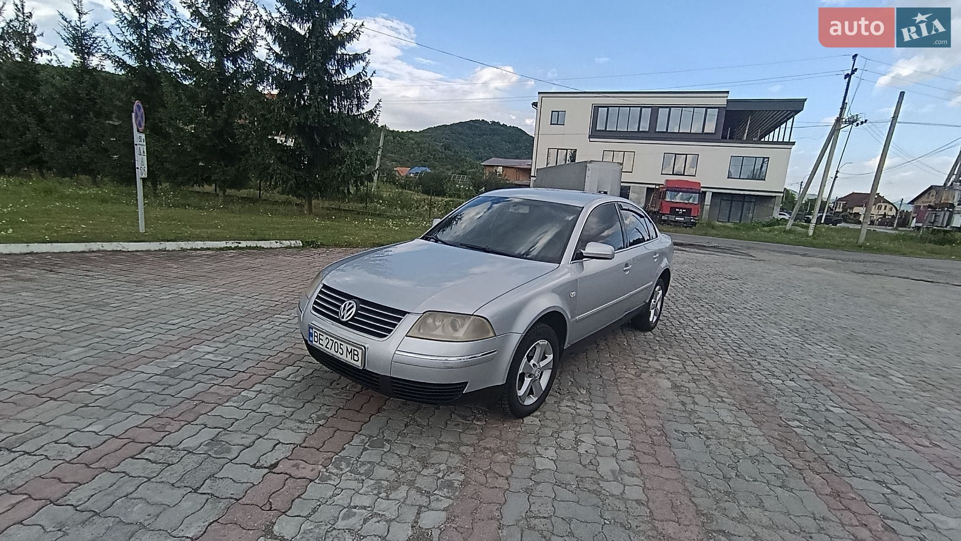 Volkswagen Passat 2002 VIN WVWZZZ3BZ3P252598 фото оголошення 3 з 12