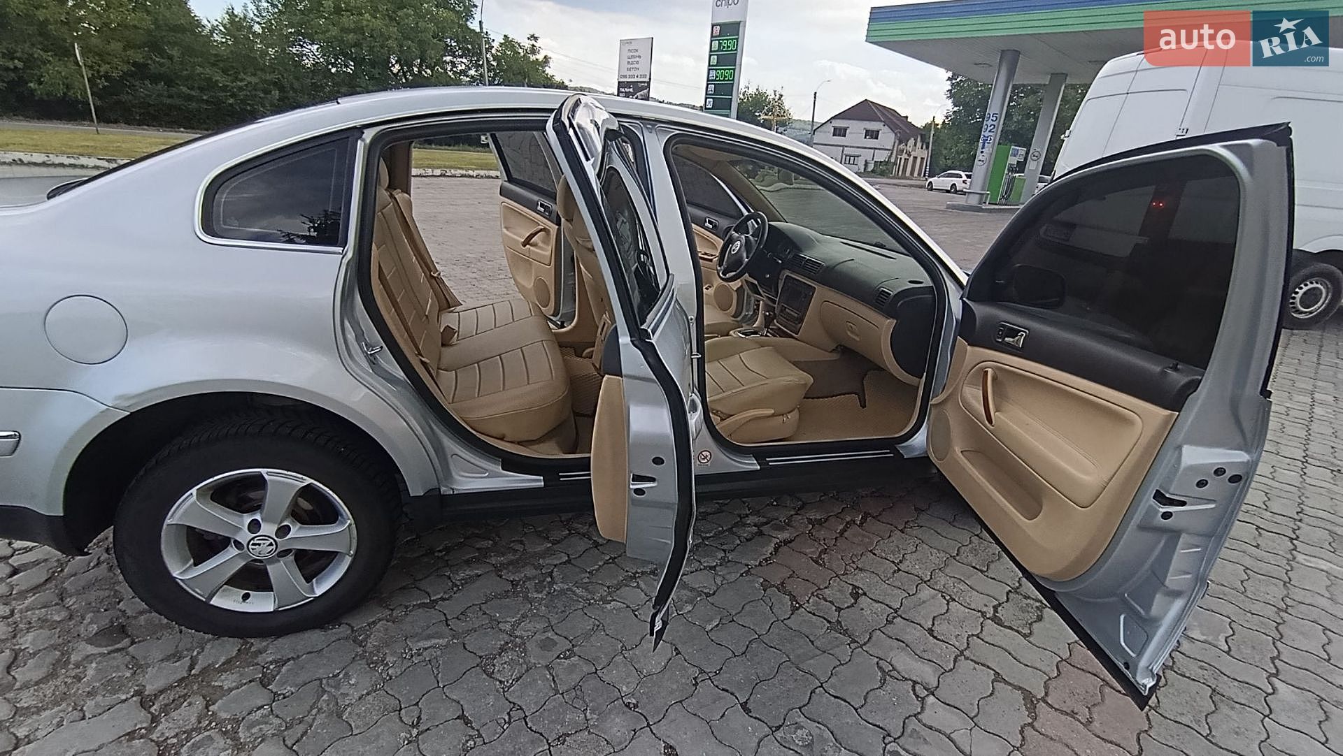 Volkswagen Passat 2002 VIN WVWZZZ3BZ3P252598 фото оголошення 12 з 12