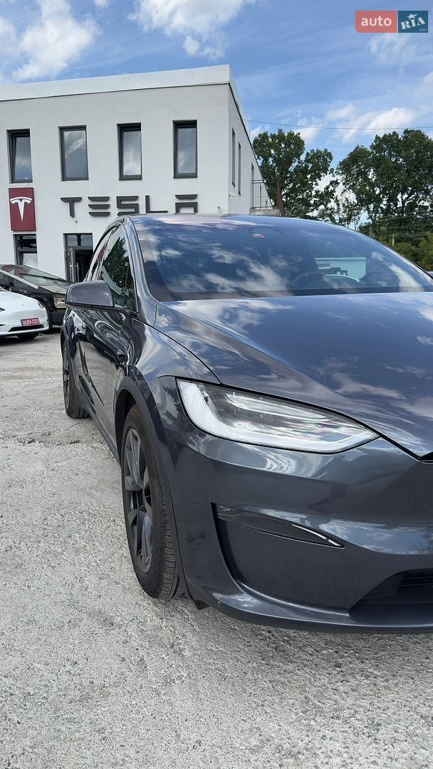 Tesla Model X 2023 VIN 7SAXCCE58PF391599 фото оголошення 12 з 40