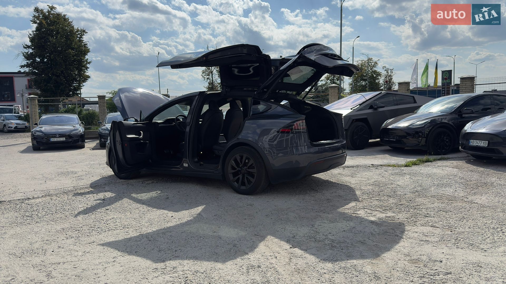 Tesla Model X 2023 VIN 7SAXCCE58PF391599 фото оголошення 20 з 40