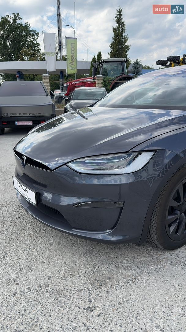Tesla Model X 2023 VIN 7SAXCCE58PF391599 фото оголошення 9 з 40