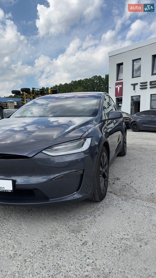 Tesla Model X 2023 VIN 7SAXCCE58PF391599 фото оголошення 8 з 40