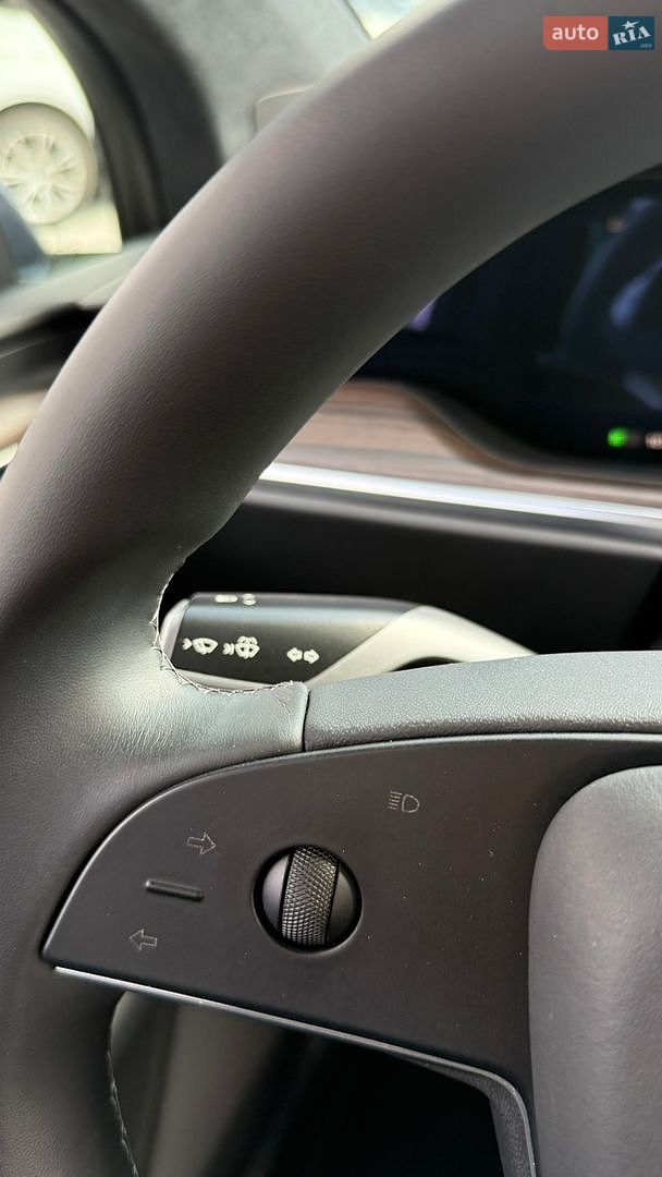 Tesla Model X 2023 VIN 7SAXCCE58PF391599 фото оголошення 37 з 40