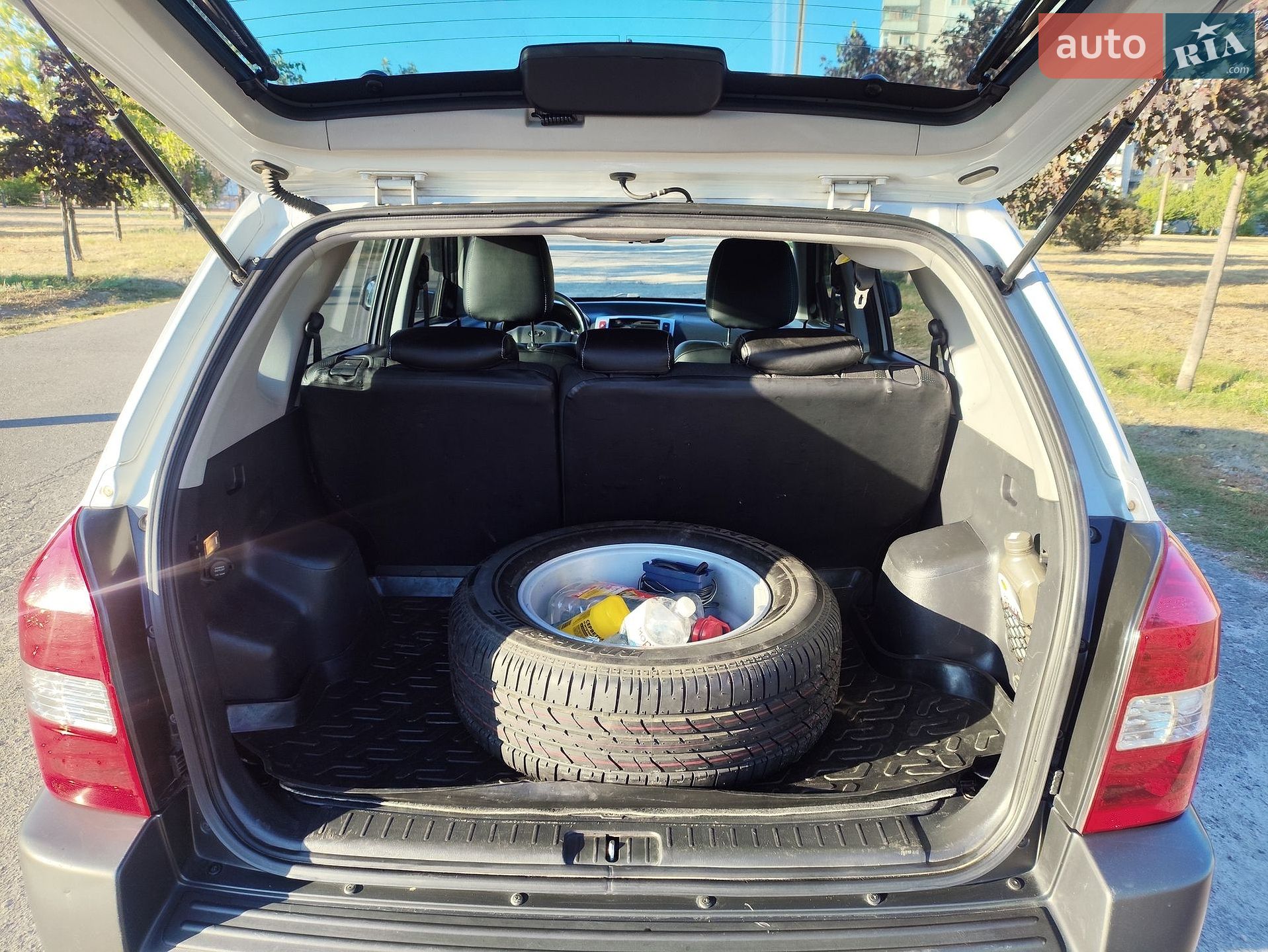 Hyundai Tucson 2008 VIN Y6LJN81BP8L010198 фото оголошення 9 з 31