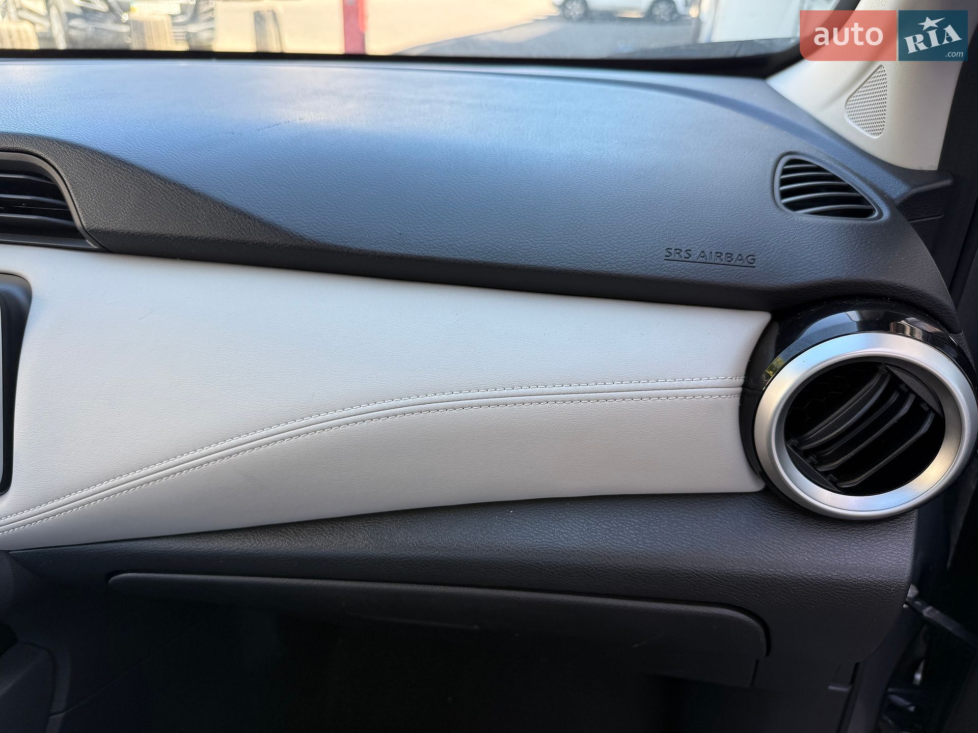 Nissan Versa 2020 VIN 3N1CN8EV4LL878719 фото оголошення 26 з 39