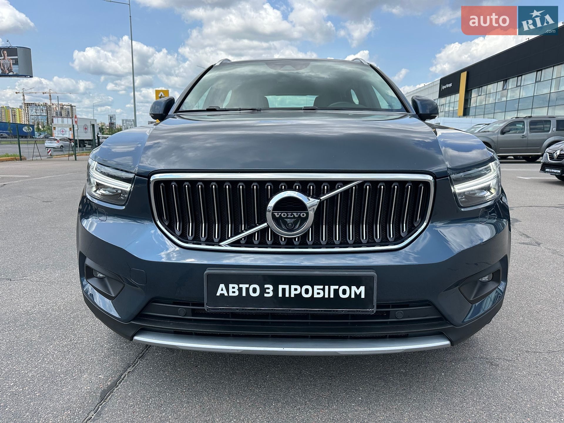 Volvo XC40 2019 VIN YV1XZ72BCK2147218 фото оголошення 3 з 33