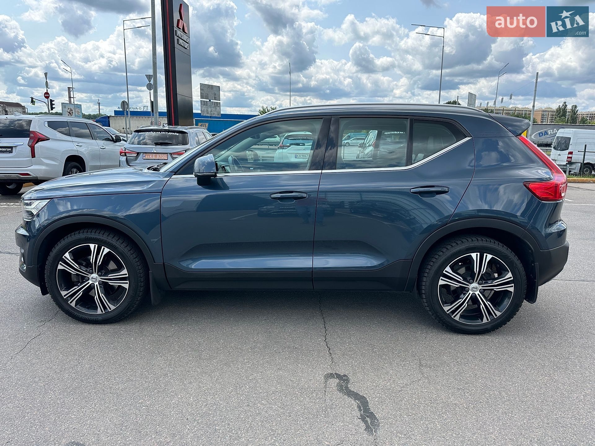 Volvo XC40 2019 VIN YV1XZ72BCK2147218 фото оголошення 5 з 33