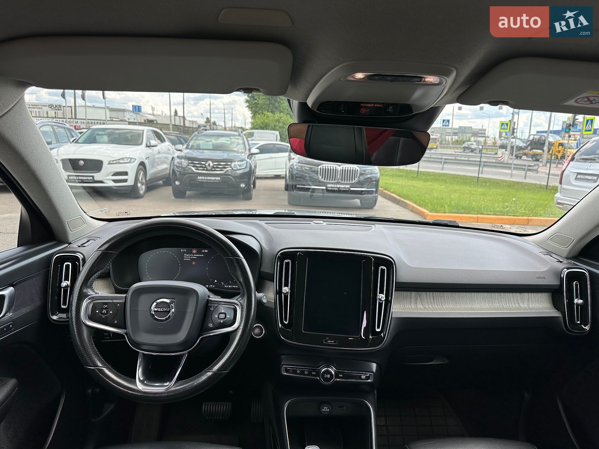 Volvo XC40 2019 VIN YV1XZ72BCK2147218 фото оголошення 21 з 33