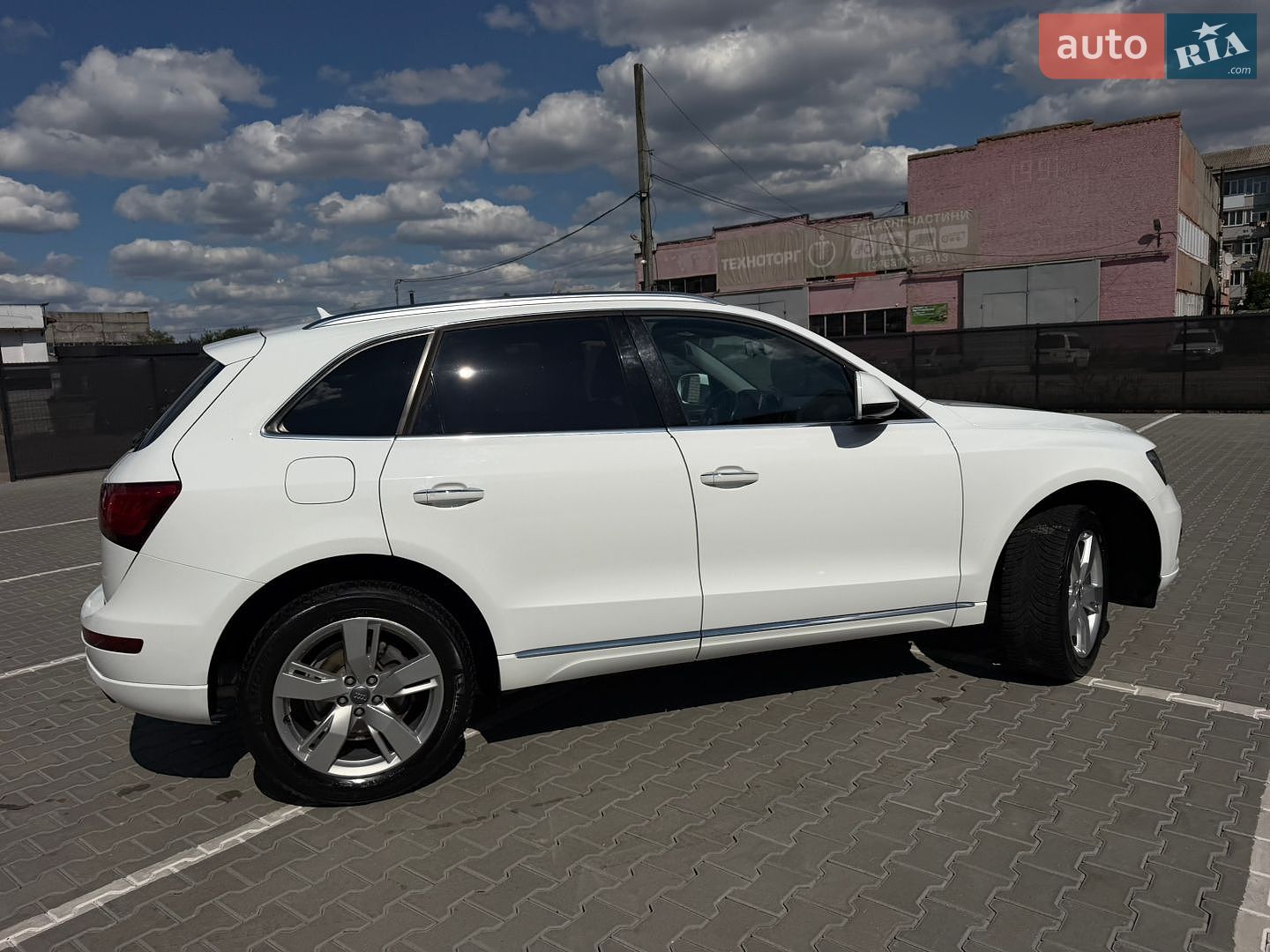 Audi Q5 2015 VIN WA1C2AFP0GA064507 фото оголошення 9 з 56