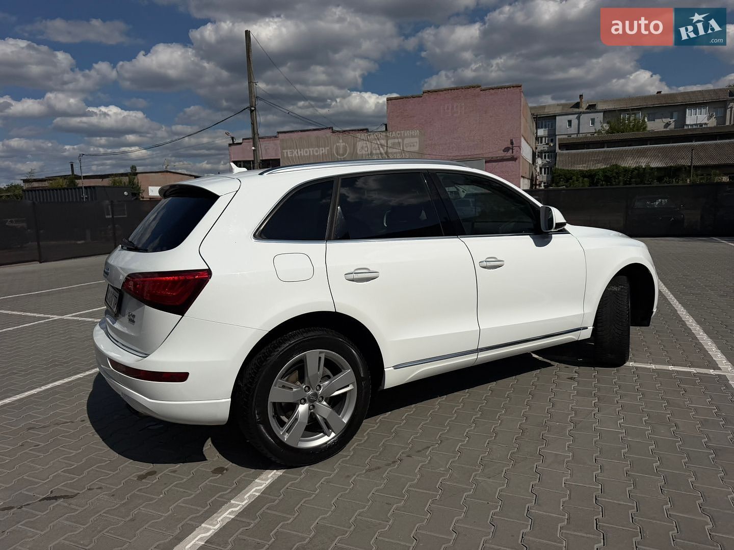 Audi Q5 2015 VIN WA1C2AFP0GA064507 фото оголошення 11 з 56