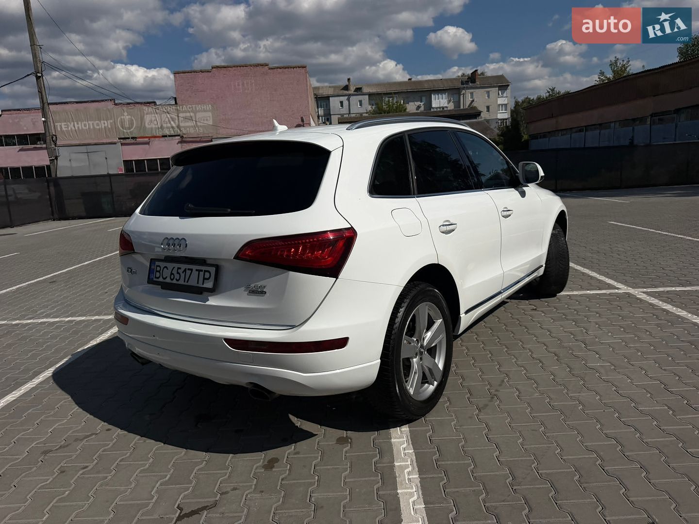 Audi Q5 2015 VIN WA1C2AFP0GA064507 фото оголошення 13 з 56