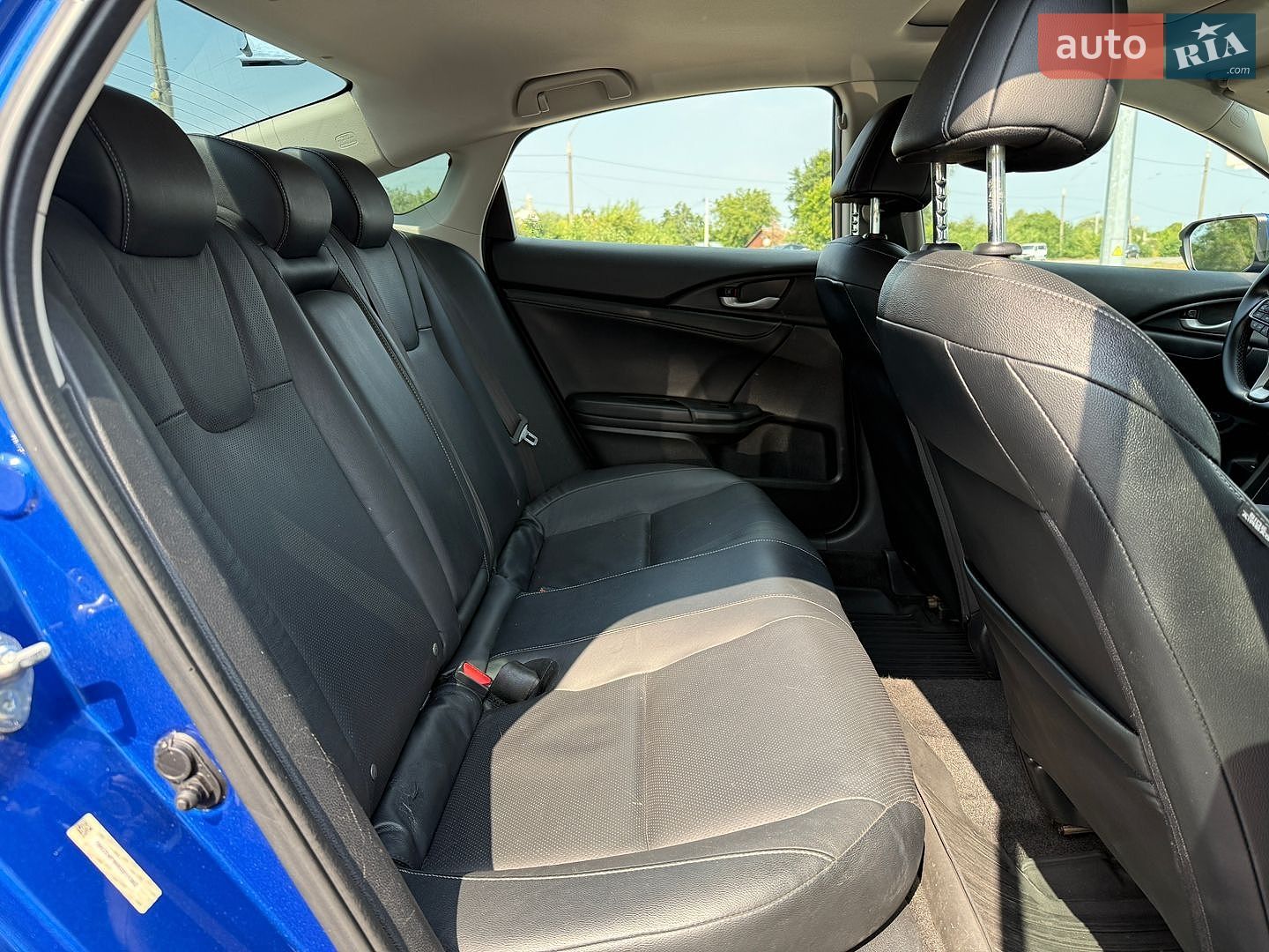 Honda Insight 2018 VIN 19XZE4F9XKE011362 фото оголошення 12 з 33