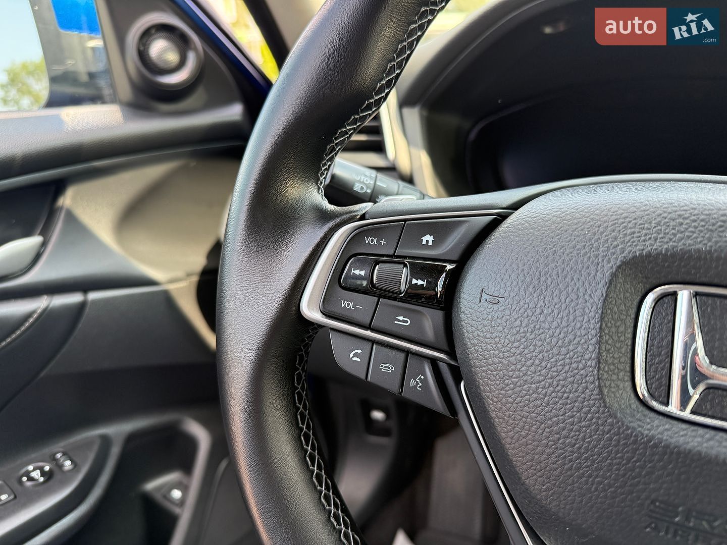 Honda Insight 2018 VIN 19XZE4F9XKE011362 фото оголошення 25 з 33