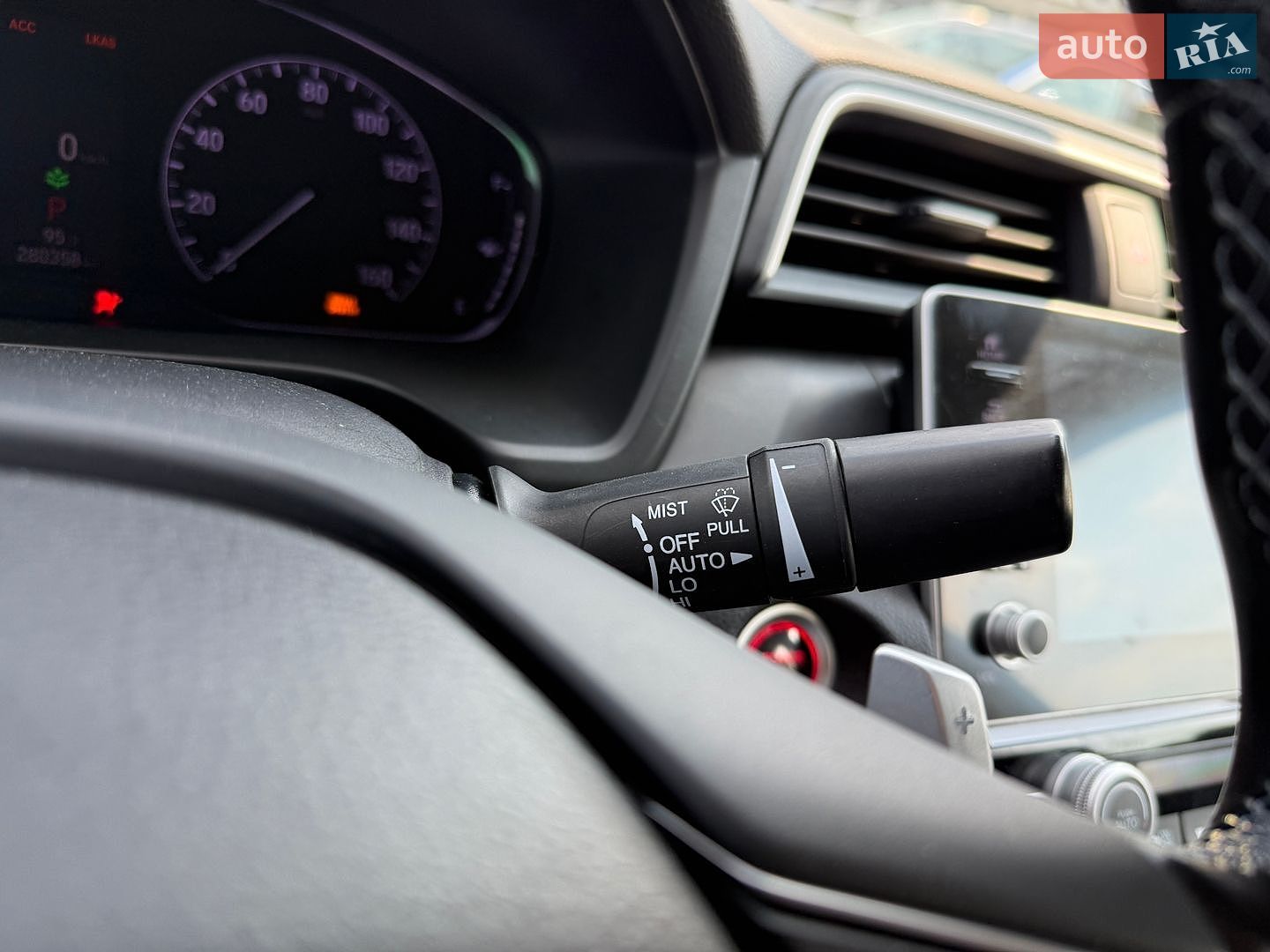 Honda Insight 2018 VIN 19XZE4F9XKE011362 фото оголошення 28 з 33