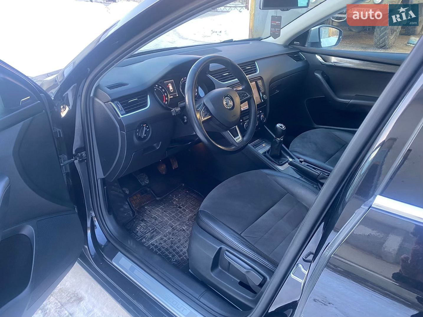 Skoda Octavia Scout 2015 VIN TMBLJ7NE9F0199436 фото оголошення 33 з 59