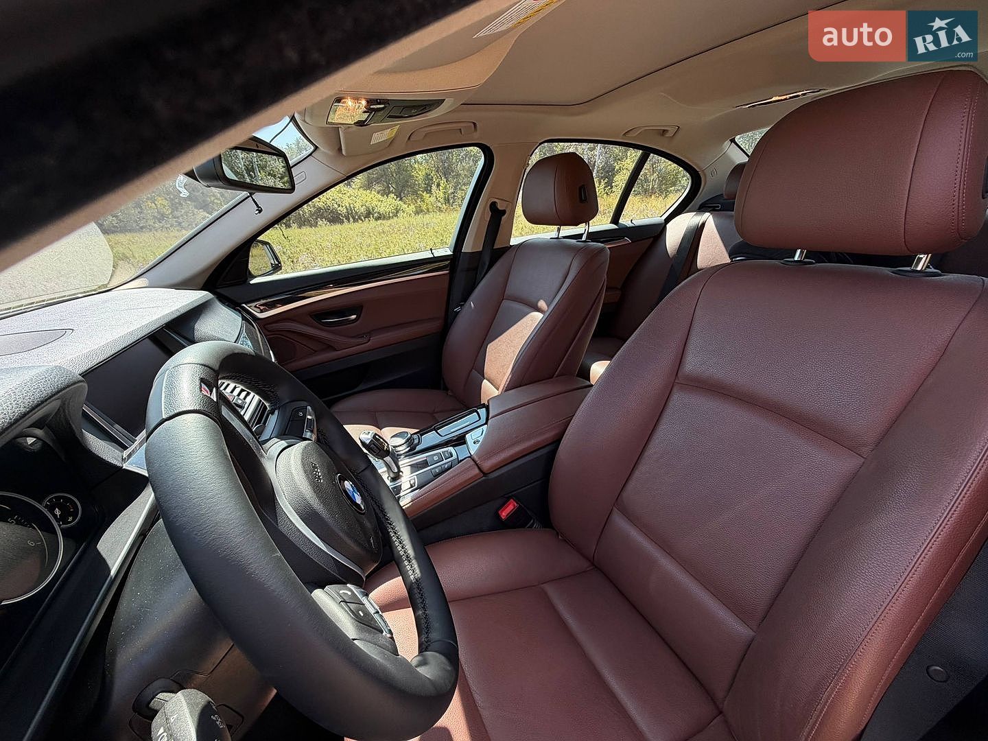 BMW 5 Series 2015 VIN WBA5E5105GG071390 фото оголошення 13 з 16