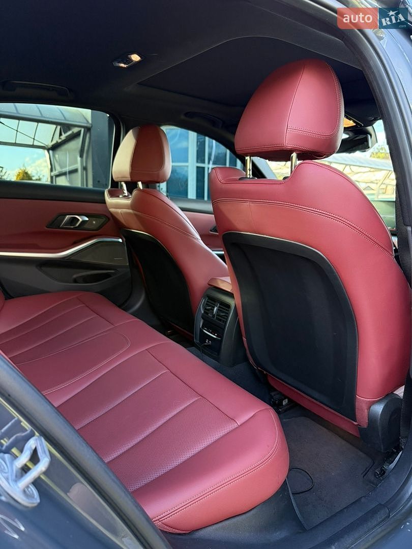 BMW 3 Series 2024 VIN 3MW49FS05R8E84755 фото оголошення 30 з 38