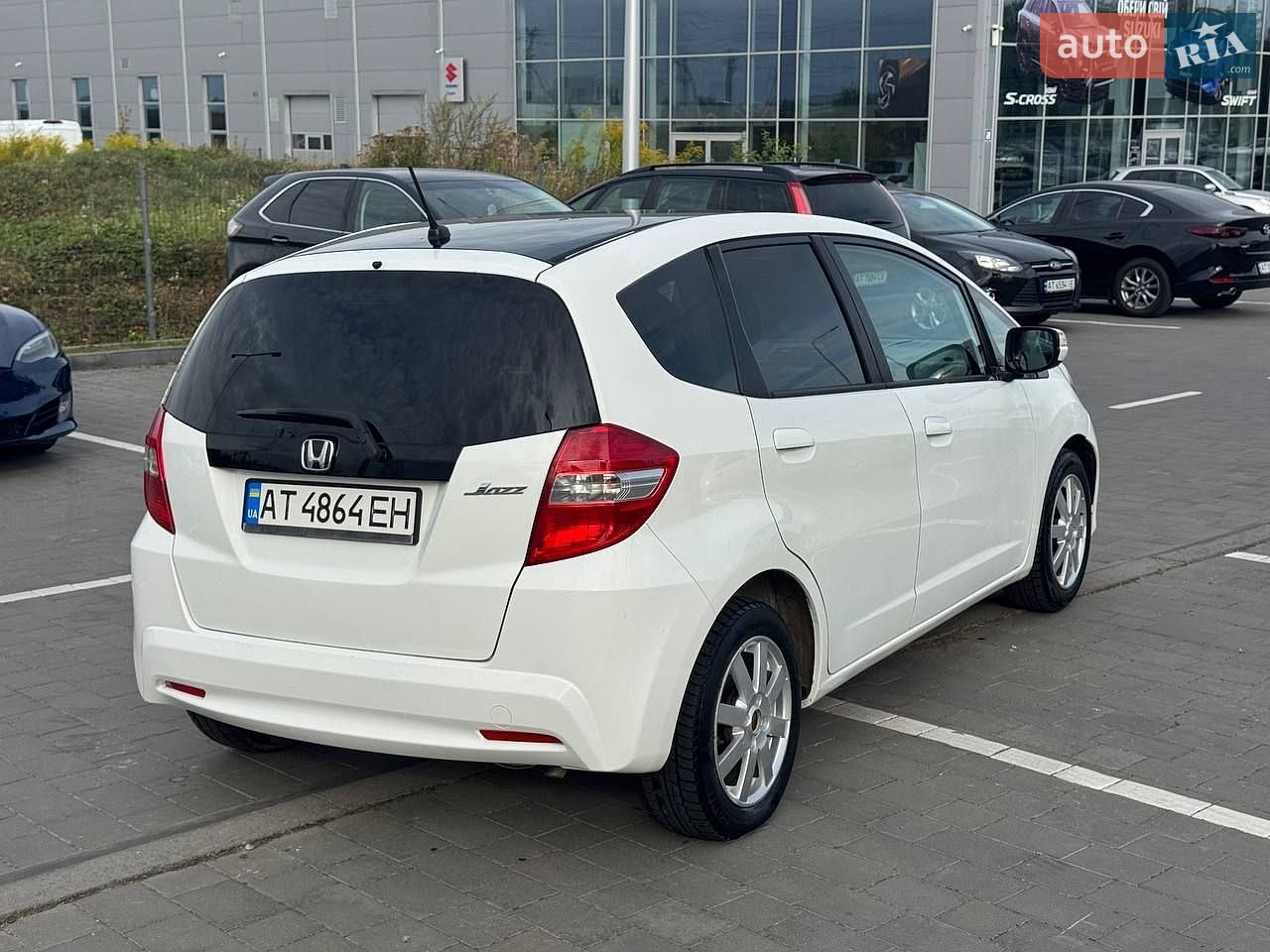 Honda Jazz 2014 VIN LUCGG3850E3201817 фото оголошення 9 з 49