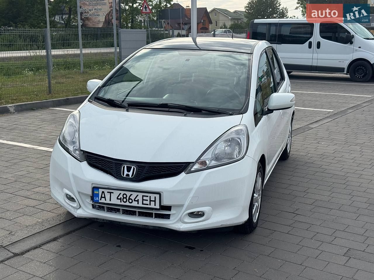 Honda Jazz 2014 VIN LUCGG3850E3201817 фото оголошення 15 з 49