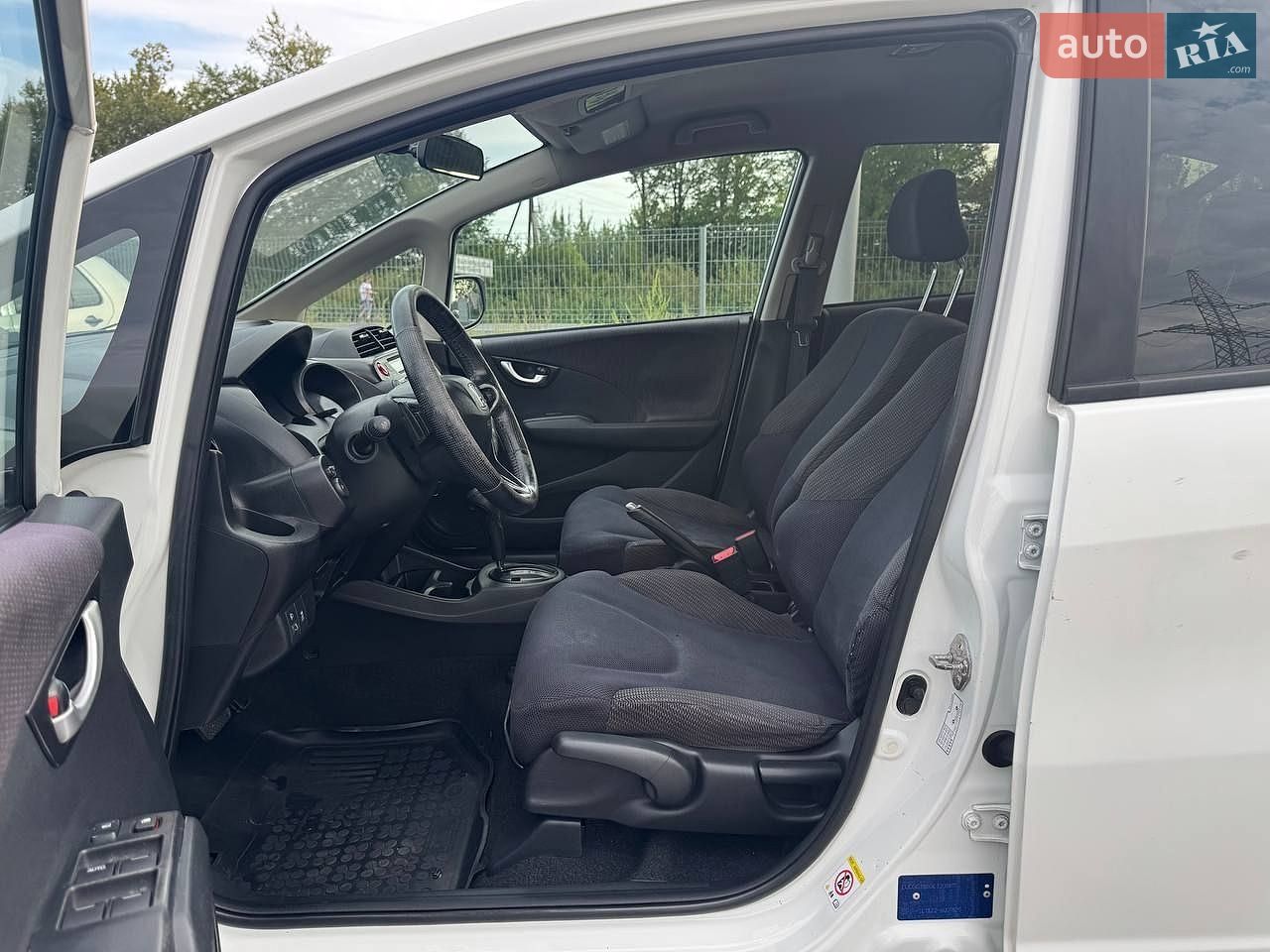Honda Jazz 2014 VIN LUCGG3850E3201817 фото оголошення 30 з 49