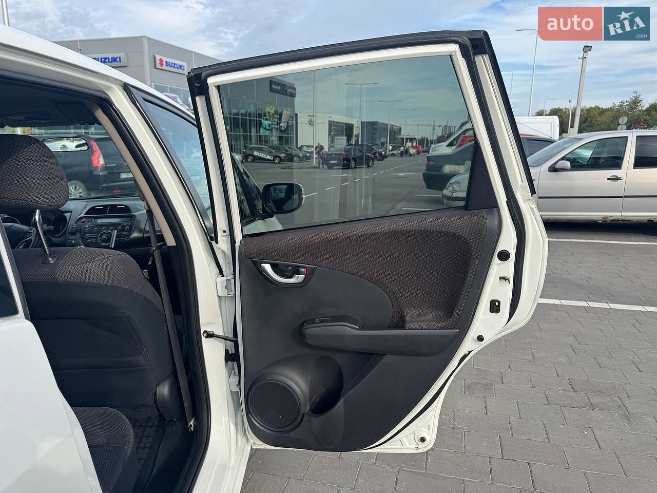 Honda Jazz 2014 VIN LUCGG3850E3201817 фото оголошення 37 з 49