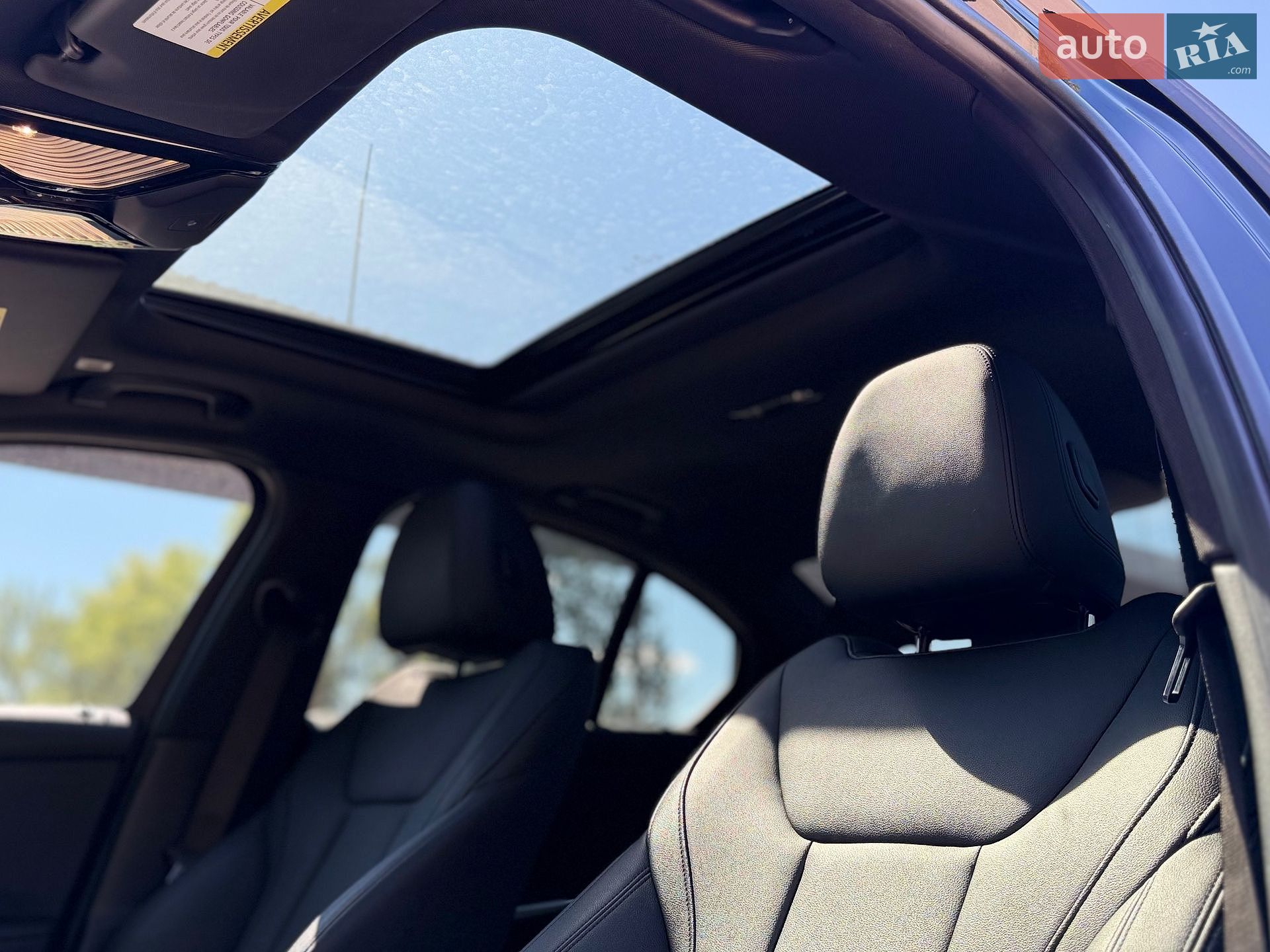 BMW 3 Series 2021 VIN 3MW5R1J07M8B94308 фото оголошення 15 з 23