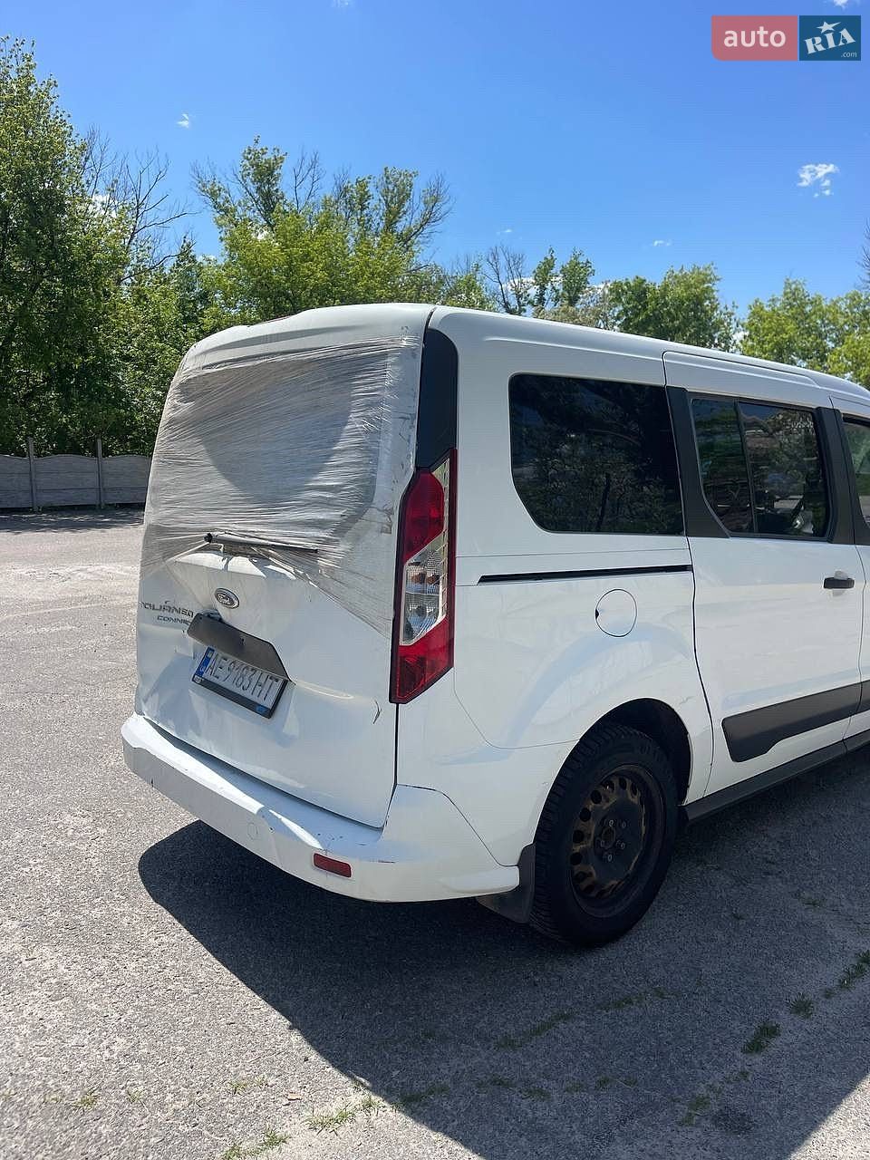 Ford Tourneo Connect 2016 VIN WF0UXXWPGUGE23767 фото оголошення 5 з 24