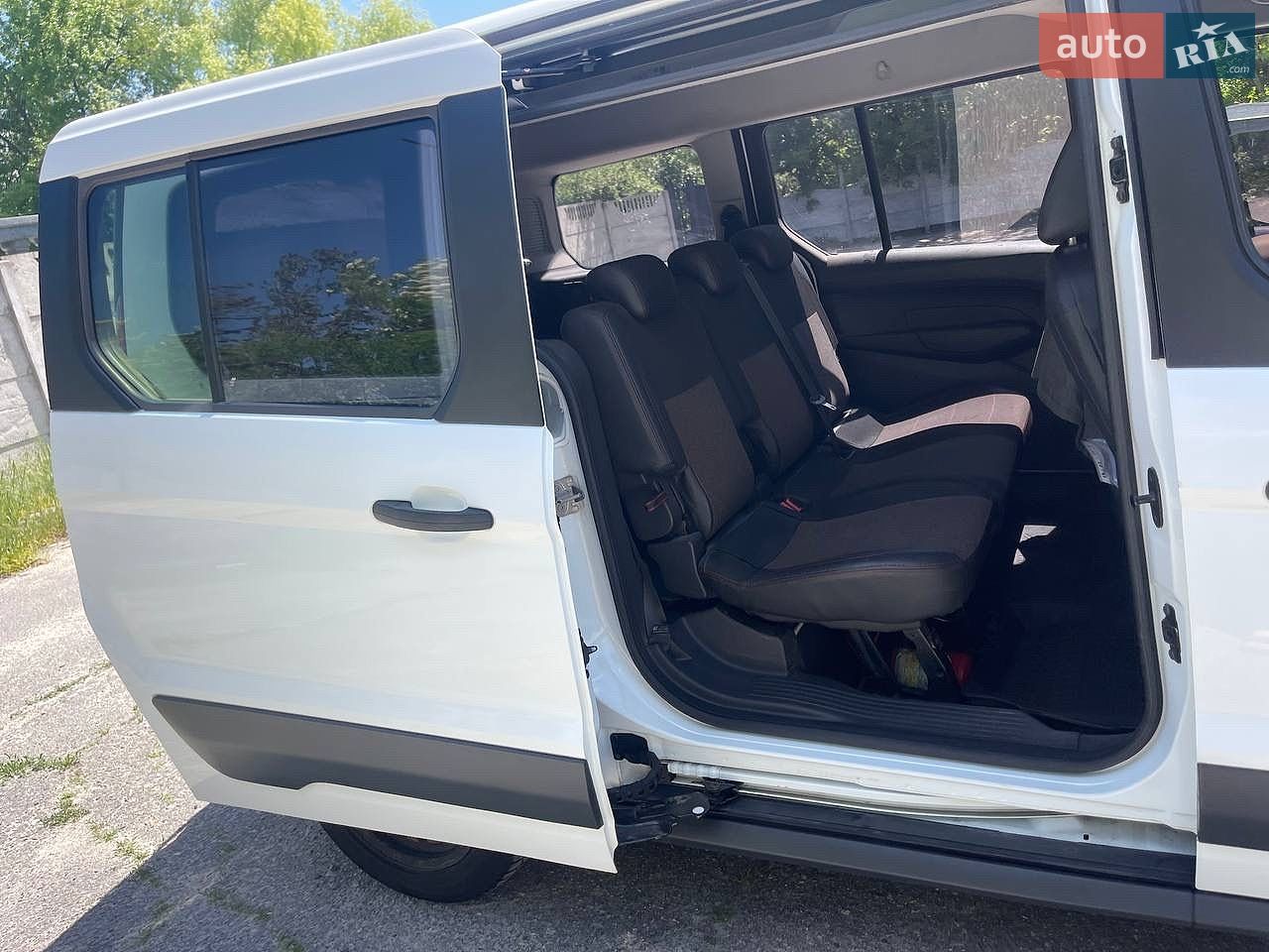 Ford Tourneo Connect 2016 VIN WF0UXXWPGUGE23767 фото оголошення 17 з 24