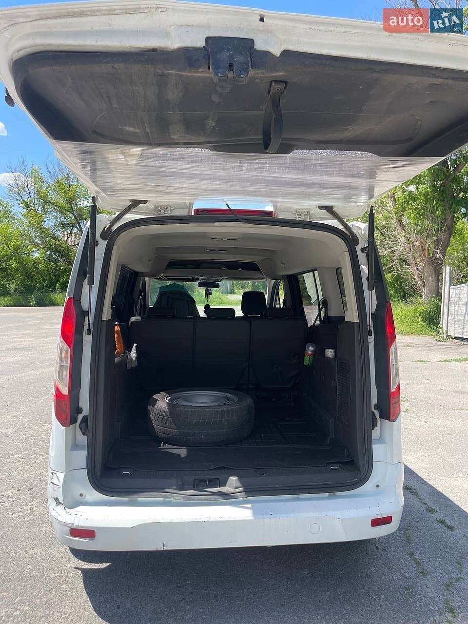 Ford Tourneo Connect 2016 VIN WF0UXXWPGUGE23767 фото оголошення 19 з 24