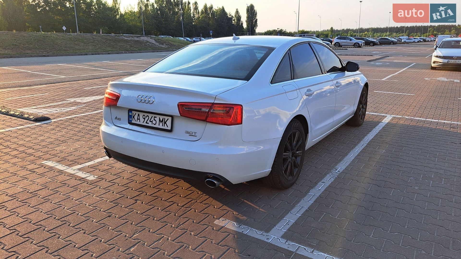Audi A6 2012 VIN WAUGGAFC8DN062222 фото оголошення 6 з 17