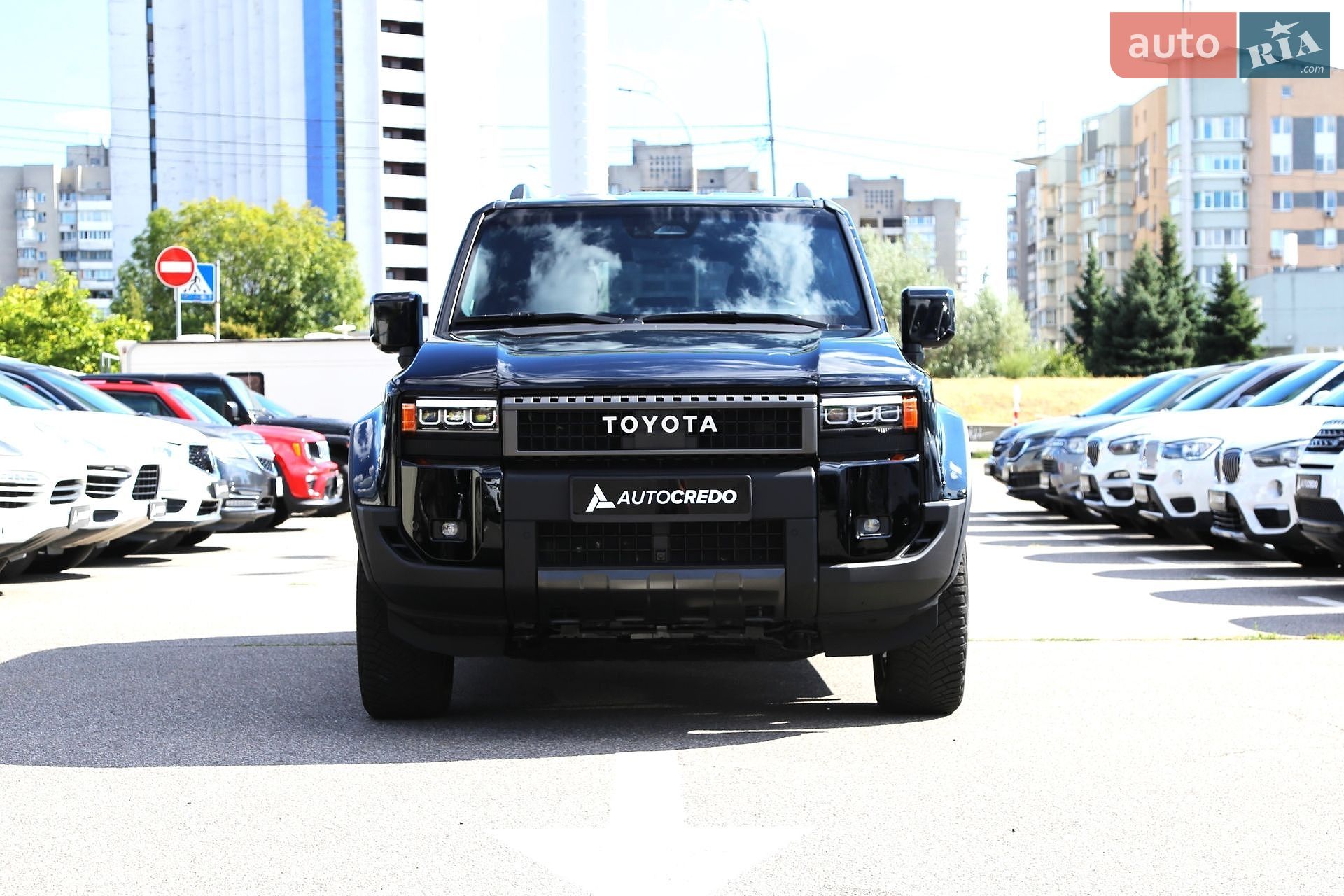 Toyota Land Cruiser Prado 2024 VIN JTEAR3AJ005007449 фото оголошення 2 з 40