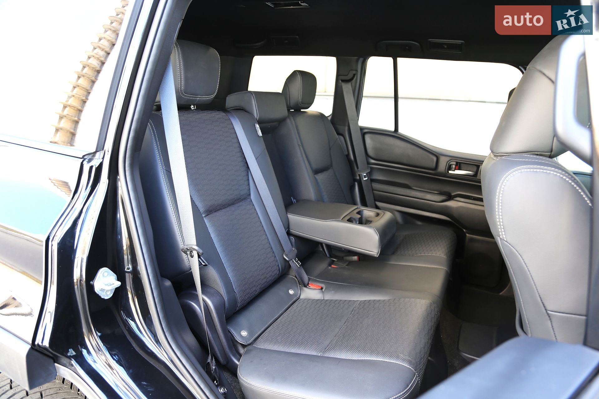 Toyota Land Cruiser Prado 2024 VIN JTEAR3AJ005007449 фото оголошення 12 з 40