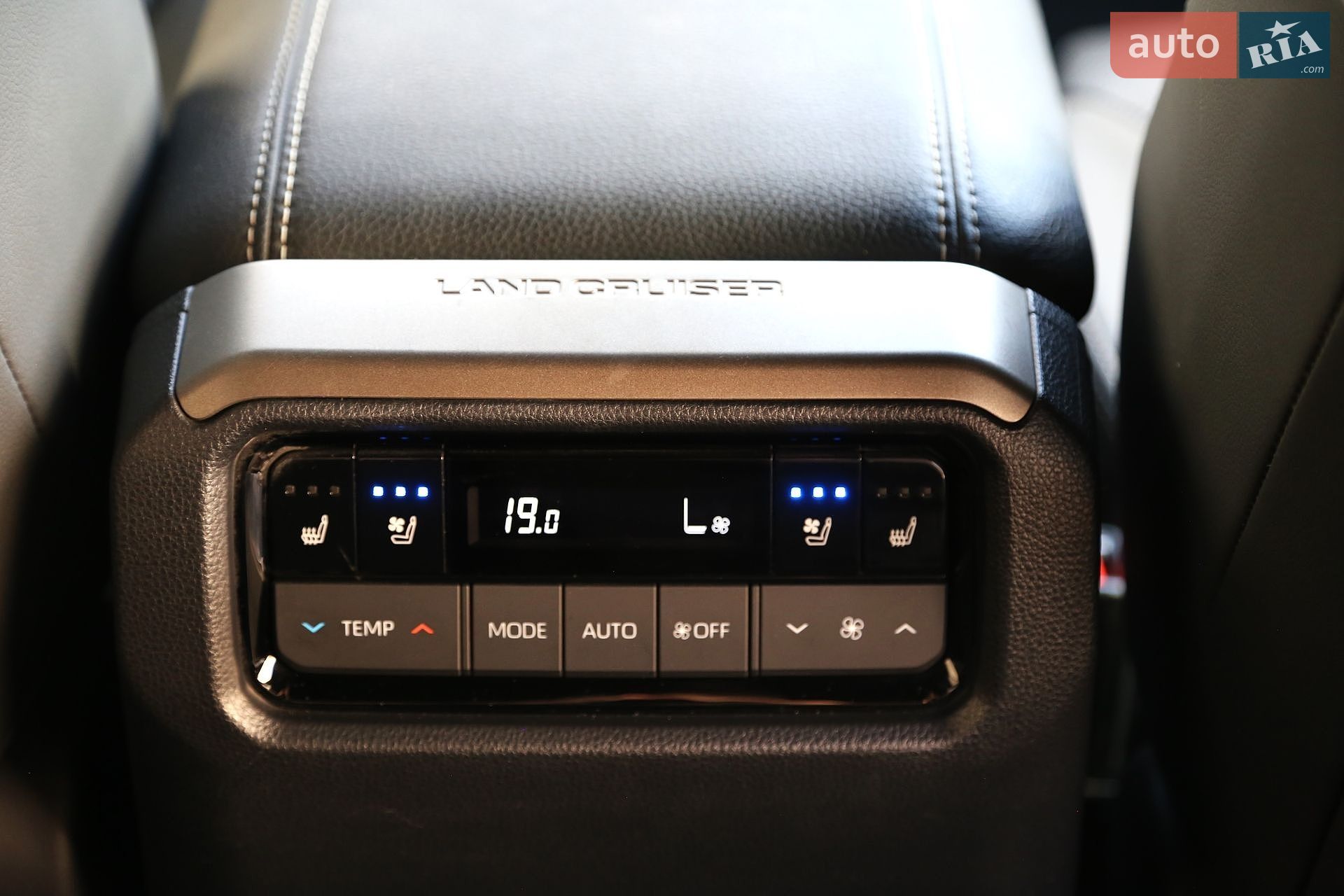 Toyota Land Cruiser Prado 2024 VIN JTEAR3AJ005007449 фото оголошення 31 з 40