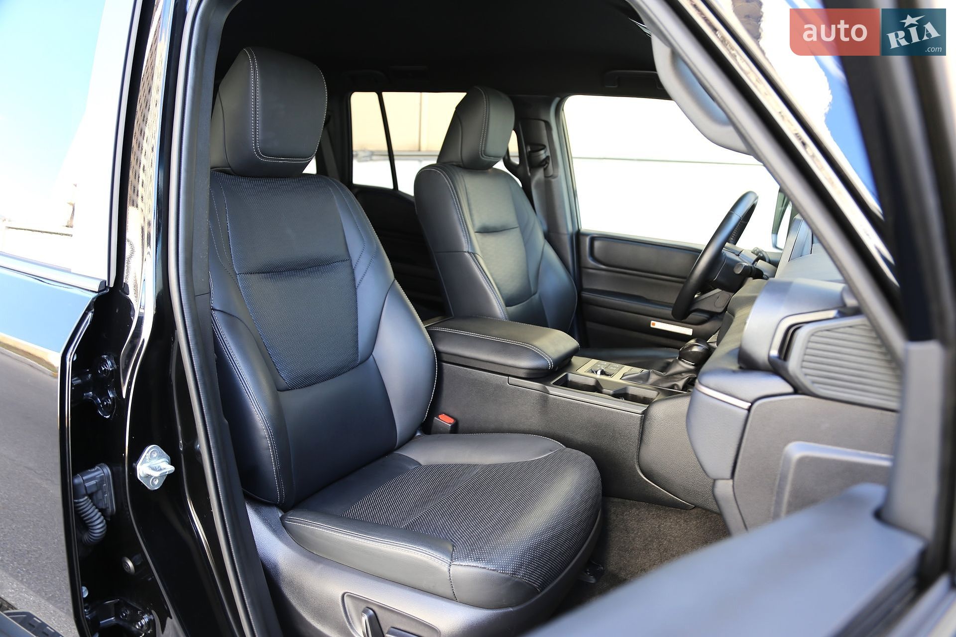 Toyota Land Cruiser Prado 2024 VIN JTEAR3AJ005007449 фото оголошення 13 з 40
