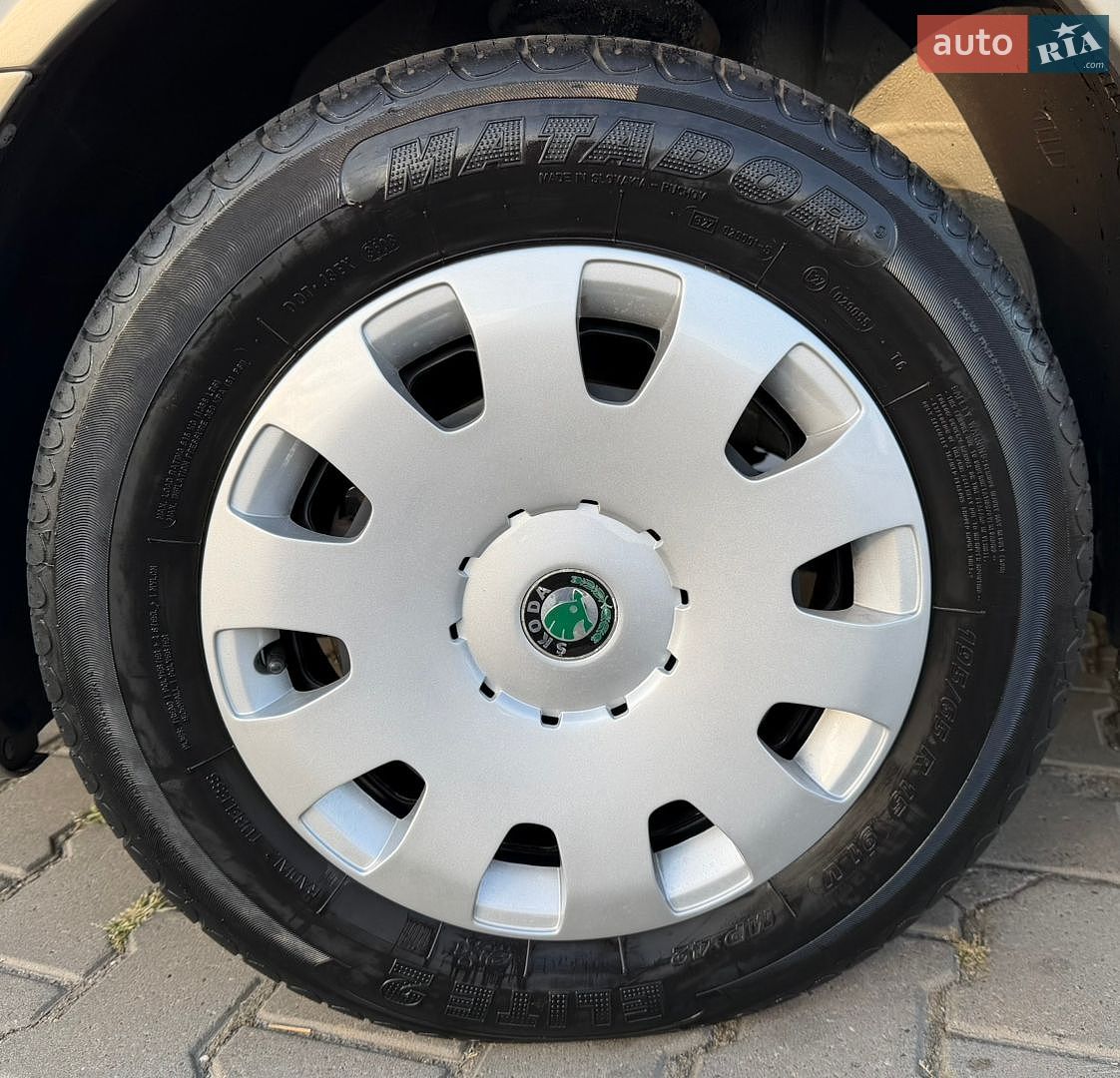 Skoda Octavia 2008 VIN TMBDX41U69B011124 фото оголошення 10 з 67