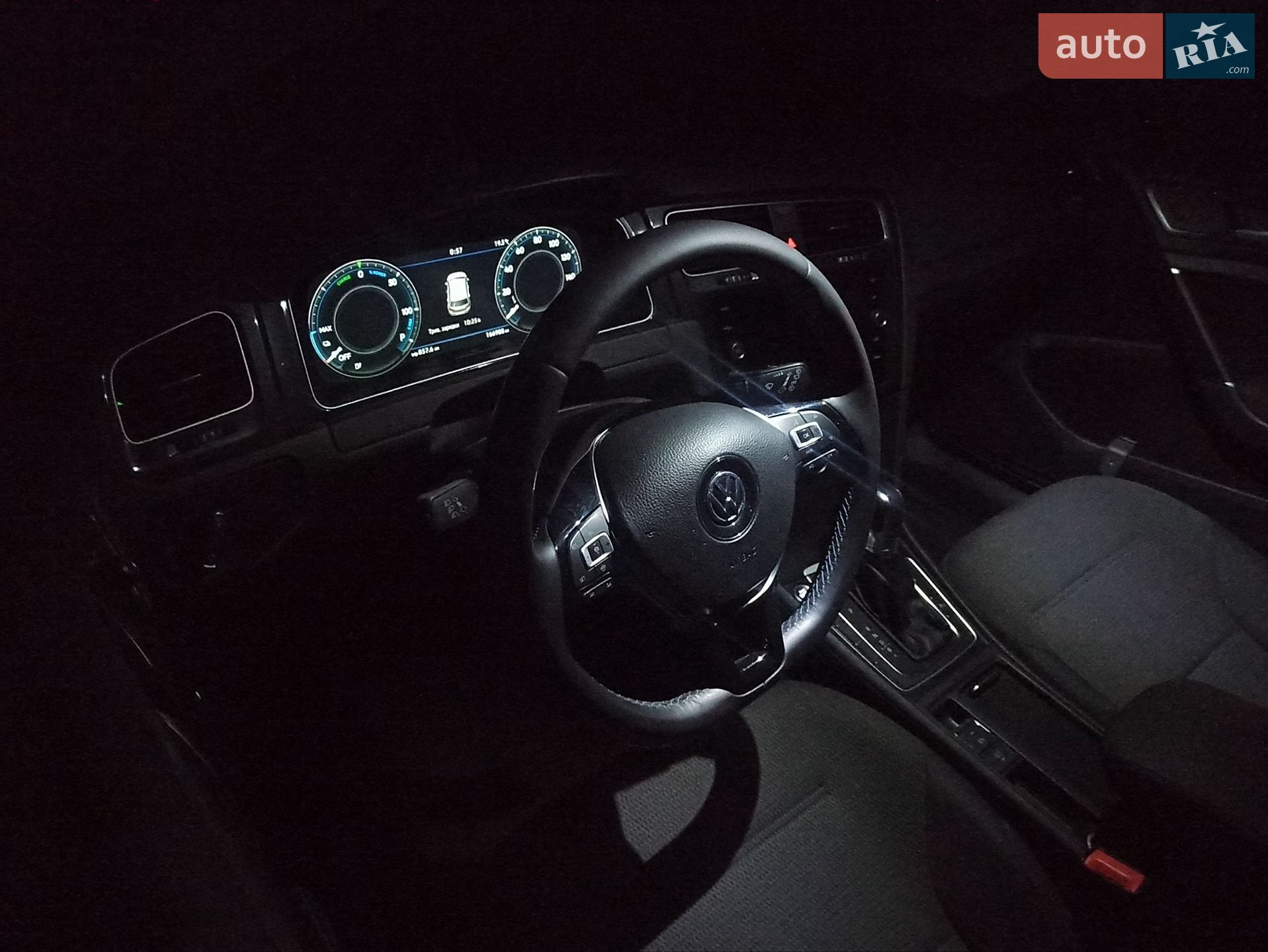 Volkswagen e-Golf 2018 VIN WVWZZZAUZJ8905029 фото оголошення 5 з 66
