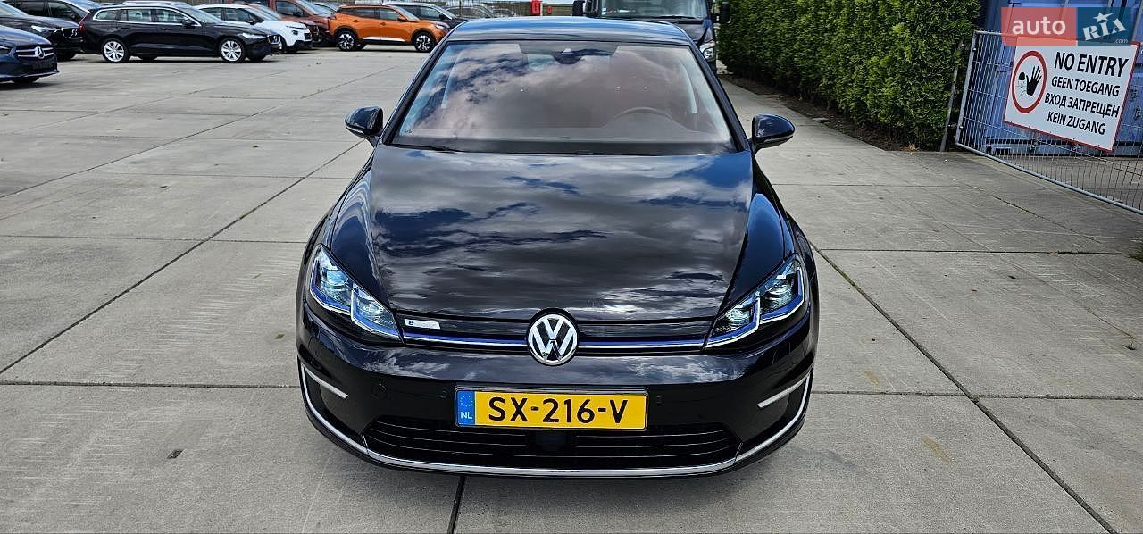 Volkswagen e-Golf 2018 VIN WVWZZZAUZJ8905029 фото оголошення 14 з 66
