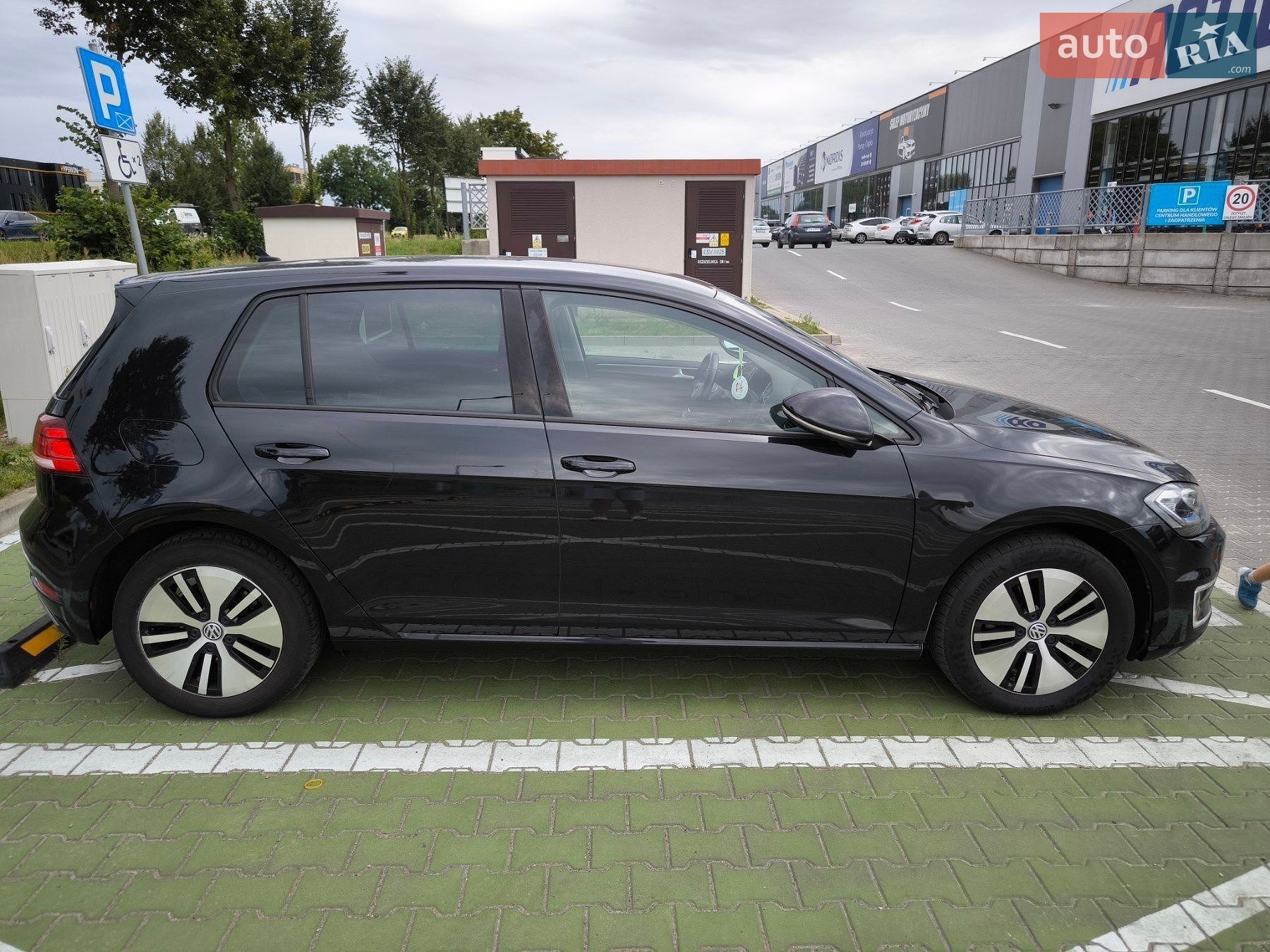 Volkswagen e-Golf 2018 VIN WVWZZZAUZJ8905029 фото оголошення 22 з 66