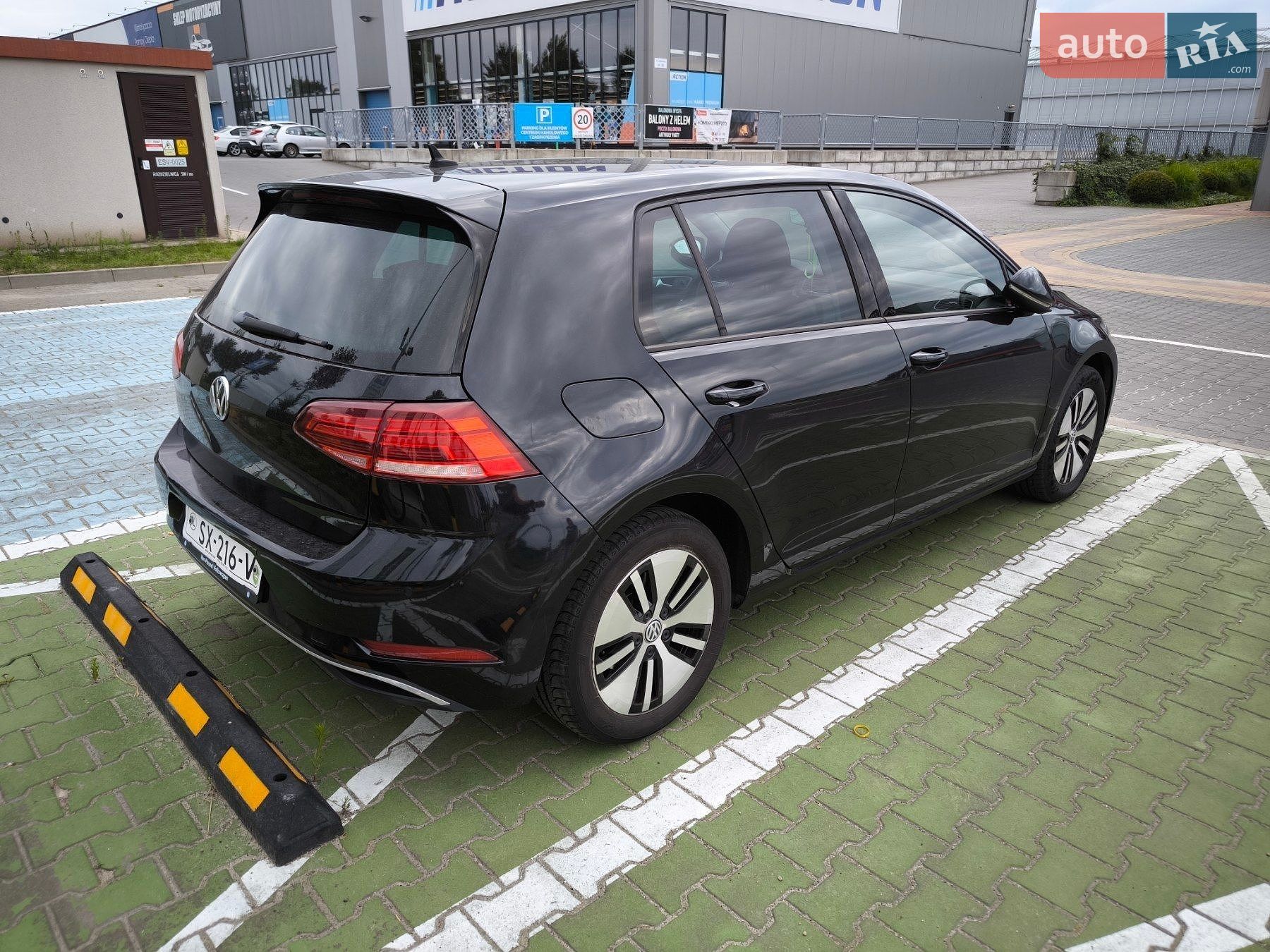 Volkswagen e-Golf 2018 VIN WVWZZZAUZJ8905029 фото оголошення 15 з 51