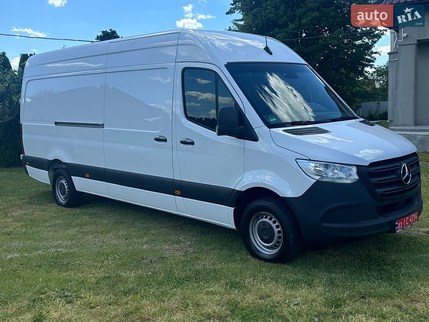 Mercedes-Benz Sprinter 2022 VIN W1V9076351P438955 фото оголошення 4 з 40