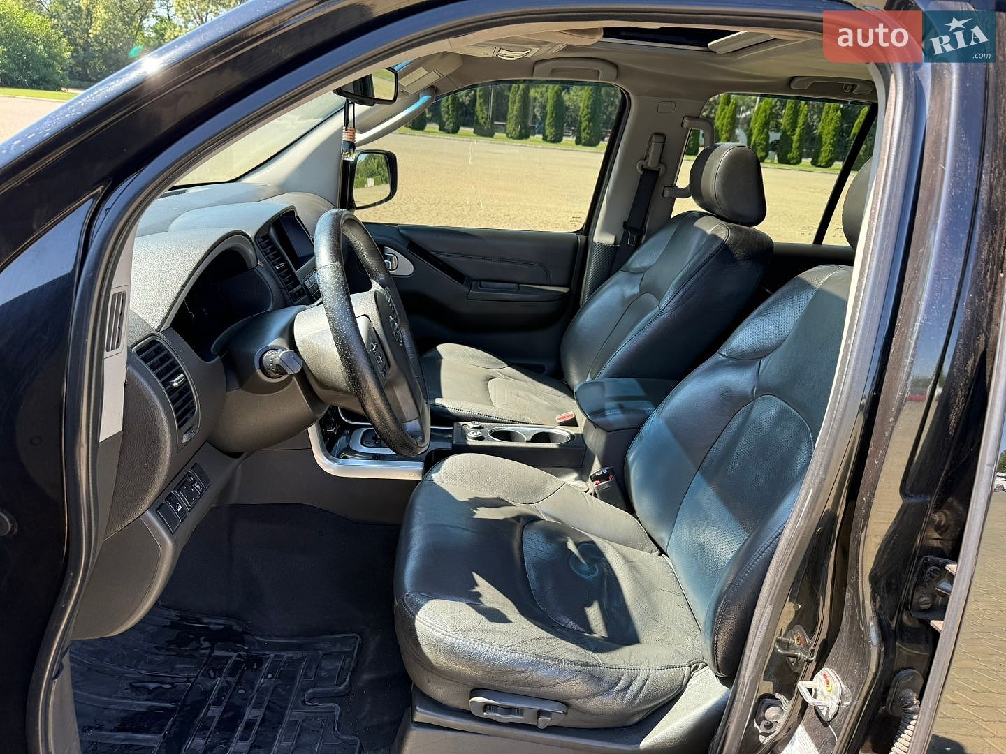 Nissan Pathfinder 2011 VIN VSKJVWR51U0413863 фото оголошення 7 з 19