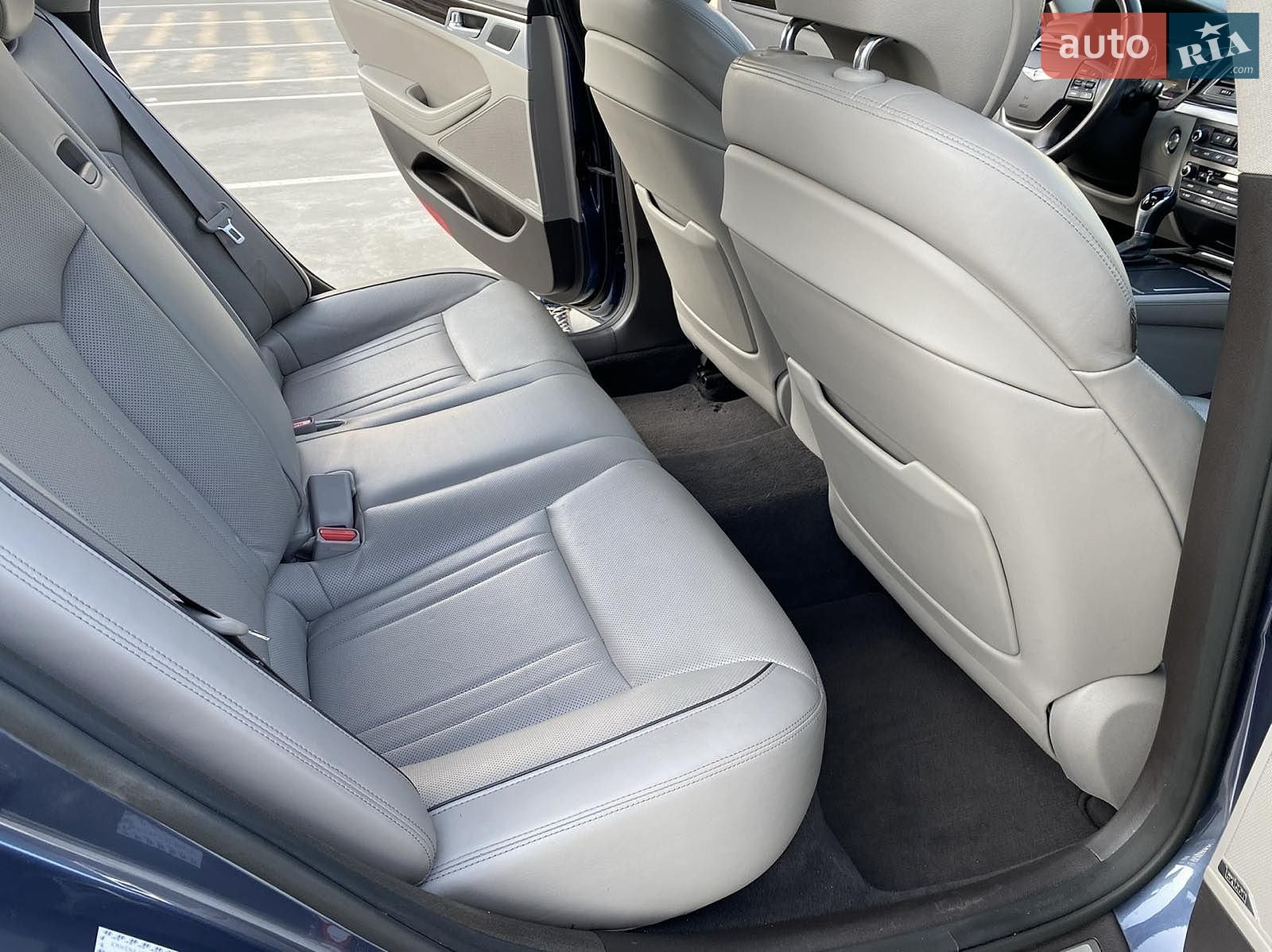 Hyundai Genesis 2015 VIN KMHGN4JE3FU094745 фото оголошення 6 з 12
