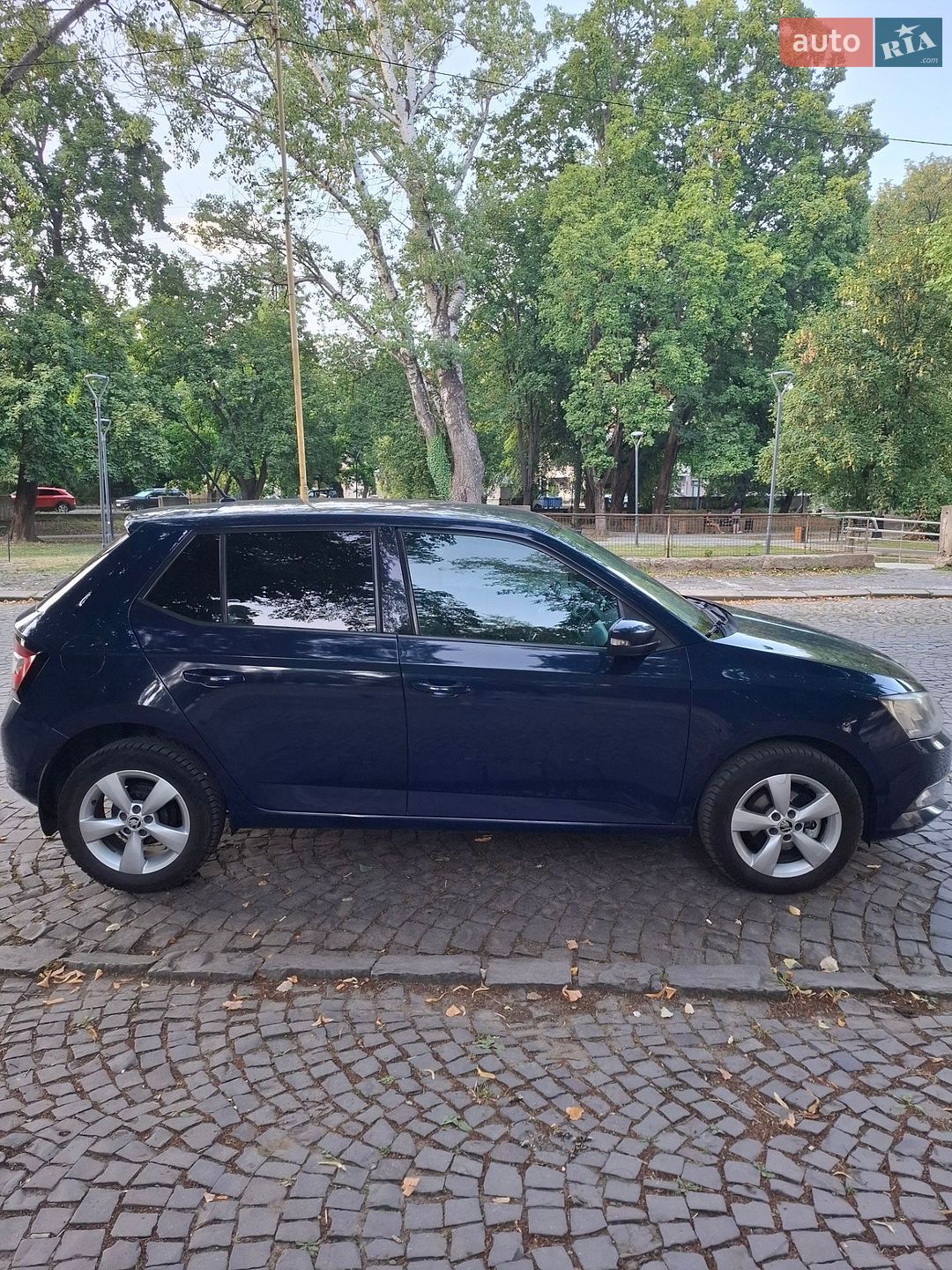 Skoda Fabia 2016 VIN TMBEM2NJ1GB500450 фото оголошення 3 з 15