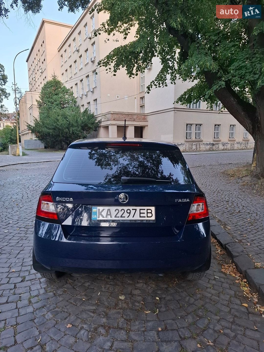 Skoda Fabia 2016 VIN TMBEM2NJ1GB500450 фото оголошення 4 з 15