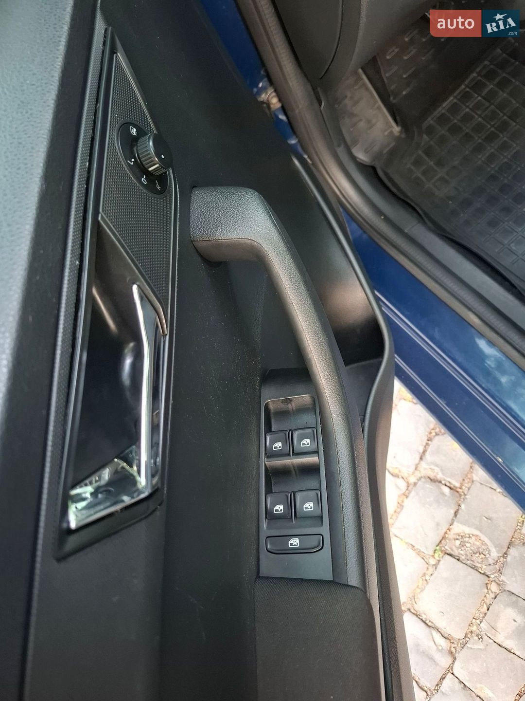 Skoda Fabia 2016 VIN TMBEM2NJ1GB500450 фото оголошення 13 з 15